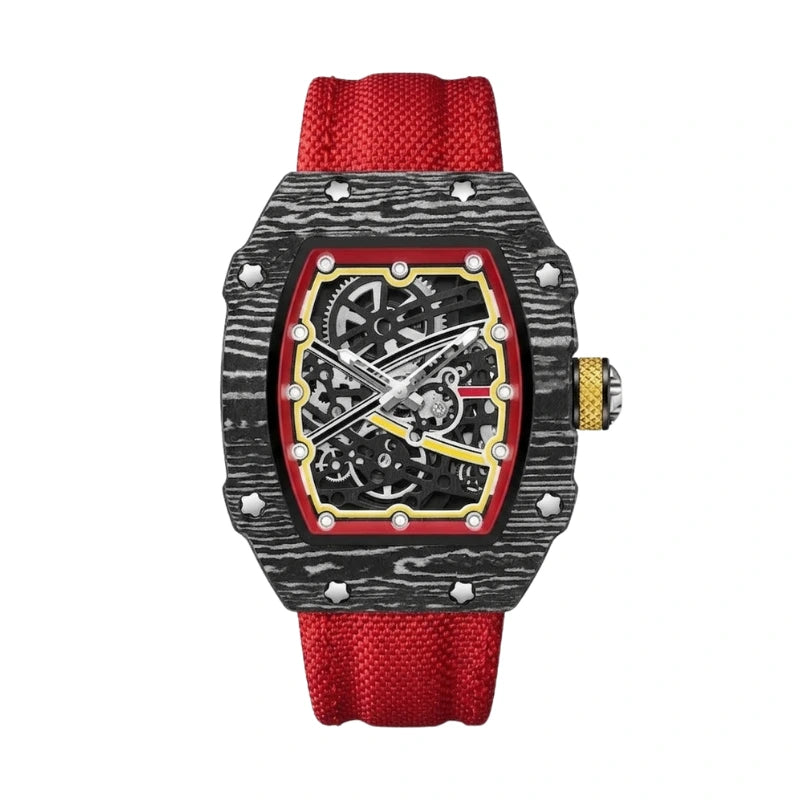 Relógio masculino Fabbricantti esqueleto caixa tonneau fibra de carbono preta detalhes vermelho amarelo pulseira nylon vermelha mostrador esqueleto vista frontal fundo branco